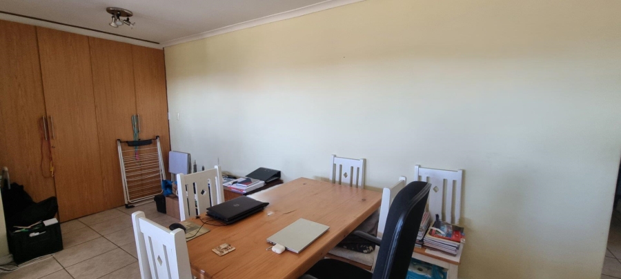 3 Bedroom Property for Sale in Hartenbos Central Western Cape